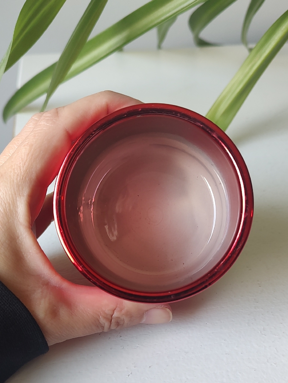 Red Ribbed Pot - Picture 2 of 3